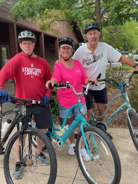 Rita Simke captured a Yountville moment of her Bella Vista Park neighbors Kitty and Larry Lorenz, who were joined by Kitty’s brother, Tom Boeddiker (in the red Stanford shirt) who rode up from Napa to join them for some outdoor exercise. 