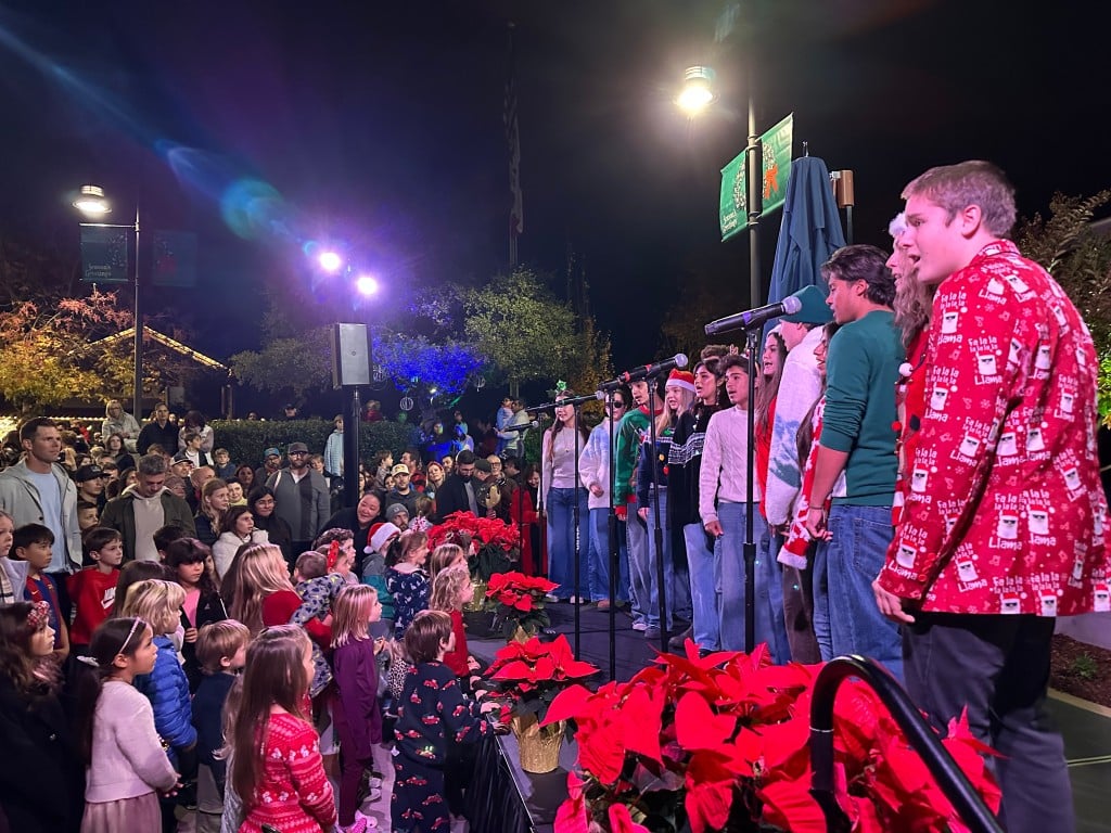 The Napa High School Vocal Music Workshop at the Yountville Town & Tree Lighting. Lisa Adams Walter photo