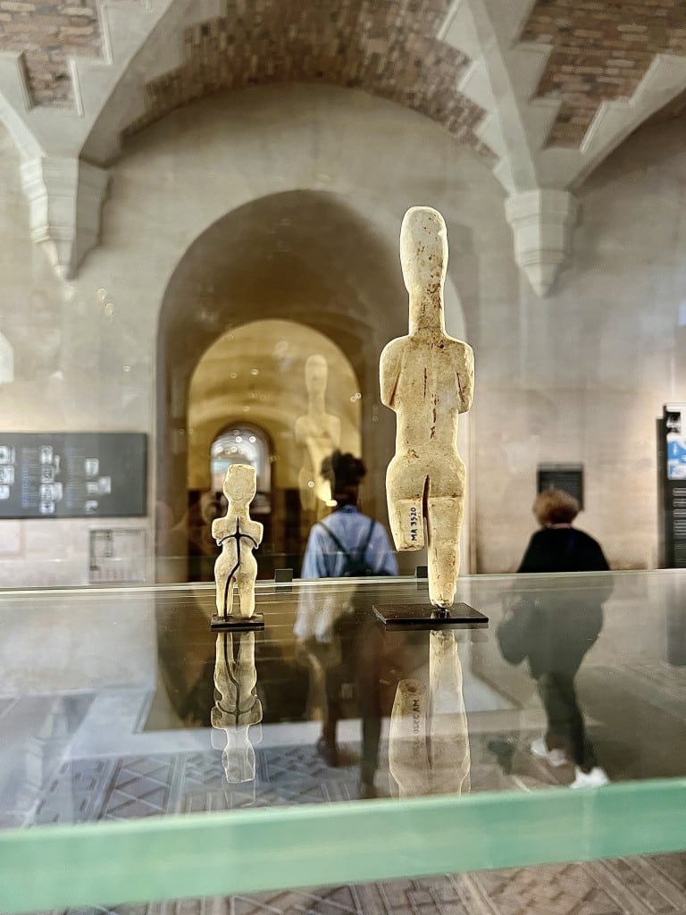 "Walking Away" photographed in the Louvre, by Katherine Zimmer.